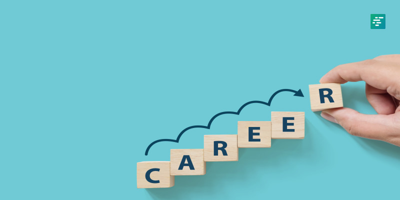 Navigating Your Journey: Choosing the Right Career Path | Campusvarta